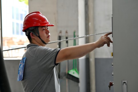 1695173337441981LBSG.jpg DSC_2329(1).jpg